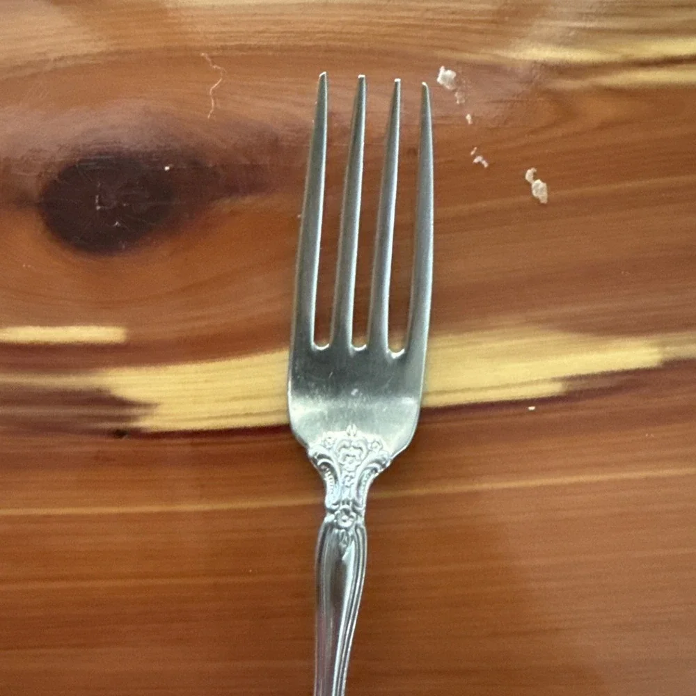 3 Dinner Forks Cube Michelangelo Oneida Pierced Stainless 765 Floral 7 Inch
